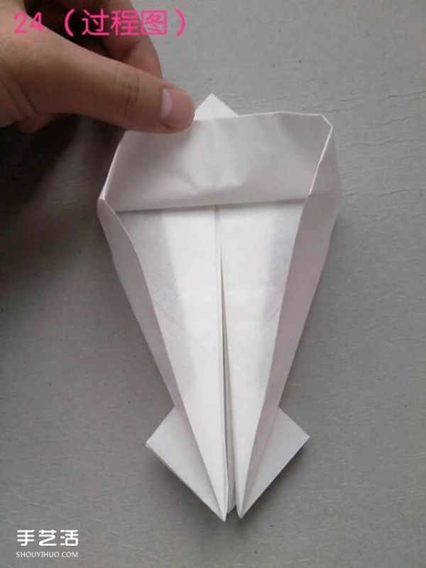 How to fold paper egrets with detailed illustrations of steps for folding three-dimensional egrets