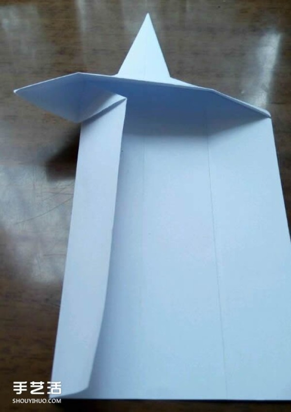 How to use paper to fold a fighter jet and illustrate how to fold an A4 paper fighter jet