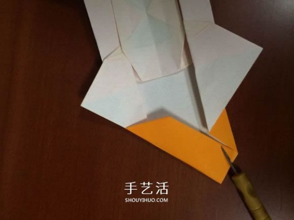 How to fold a complex three-dimensional sports car with detailed steps of origami sports car