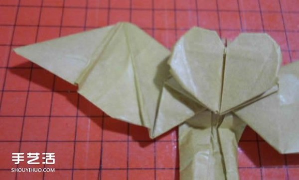 Devil Heart with Wings Origami Illustration and How to Fold the Devils Heart Tutorial