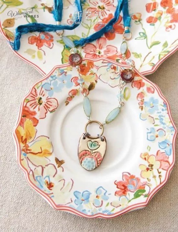 If the exquisite ceramic plate falls on the floor, then make it your only jewelry! 