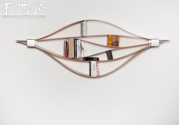 DIY creative wooden bookshelf