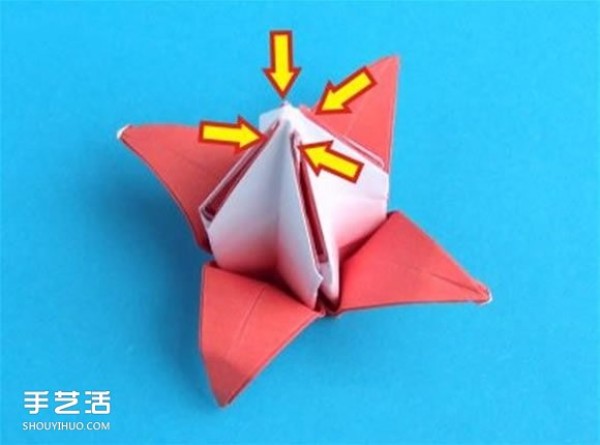 The origami method of crab claw origami, illustrated origami Christmas cactus tutorial