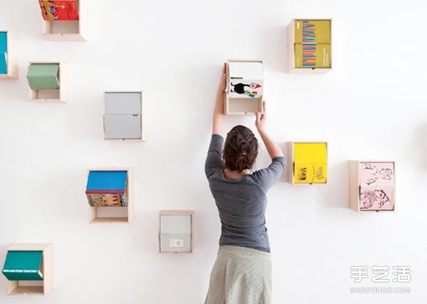 Using waste books to open and close DIY storage methods to store wooden bookcases