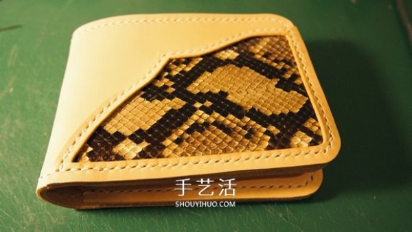 The most detailed leather art tutorial teaches you how to make a cowhide wallet step by step