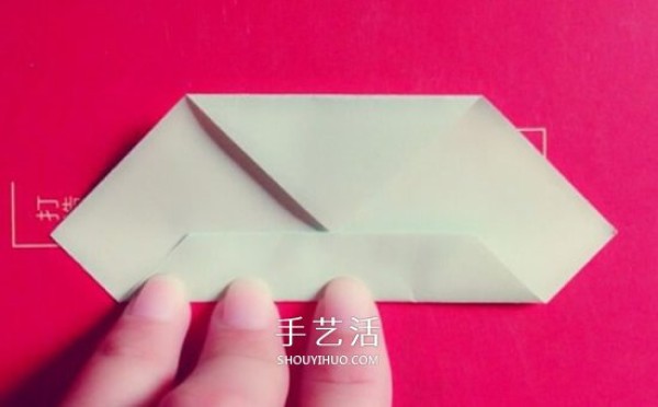 Illustrations of childrens origami swords and how to fold ancient Chinese swords and weapons