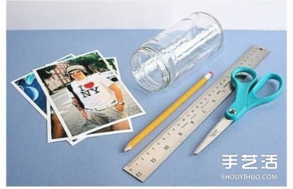 Use glass bottle waste to DIY simple and creative alternative photo frames