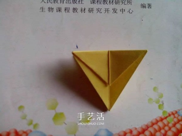 Illustration of how to fold a six-pointed star box, how to make an origami star box