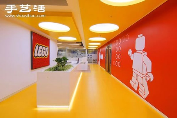 Lego Company Istanbul Headquarters Office Space Decoration Design