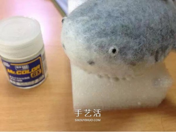 Wool felt shark key bag DIY wool felt key bag making method