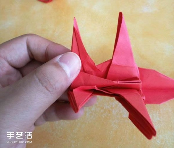 Super complex dog origami method illustrated with plastic surgery steps