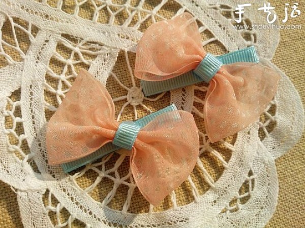 Bow-knot hairpins suitable for little girls