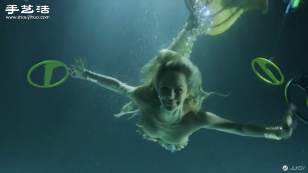 Cool equipment that allows you to transform into a mermaid, Mahina MerFin 