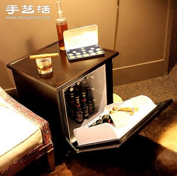 Super disguised Man Tables small refrigerator! 