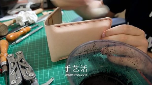 DIY homemade leather card holder mobile phone case with card holder function tutorial