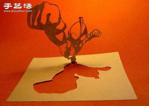 Incredible anime paper sculpture, actually made of note paper!!