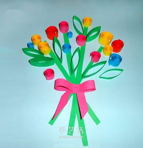 The simplest quilled paper bouquet card to express gratitude to mom on Mothers Day