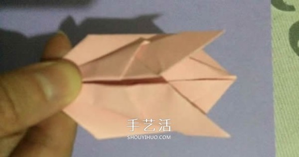 A simple folding method of three-dimensional rabbit, childrens origami rabbit illustration