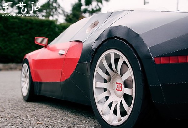 Appreciation of the handmade paper model sports car