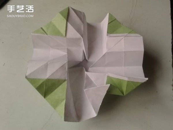 Kawasaki Rose Folding Illustration and Detailed Kawasaki Rose Origami Step-by-Step Tutorial