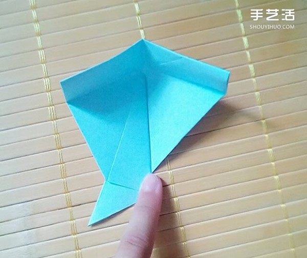 How to Origami a Chinese Valentines Day Gift Box, Illustrations of How to Fold an Octagonal Paper Box