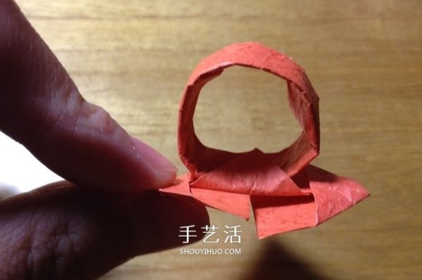 Tutorial on how to fold a love ring and how to fold a heart-shaped ring