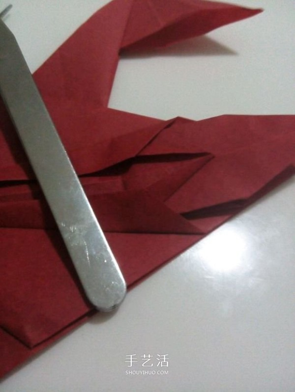 The process of folding the auspicious beast Kirin, the illustrated process of folding the Origami Tetsushi Kamiyas Kirin