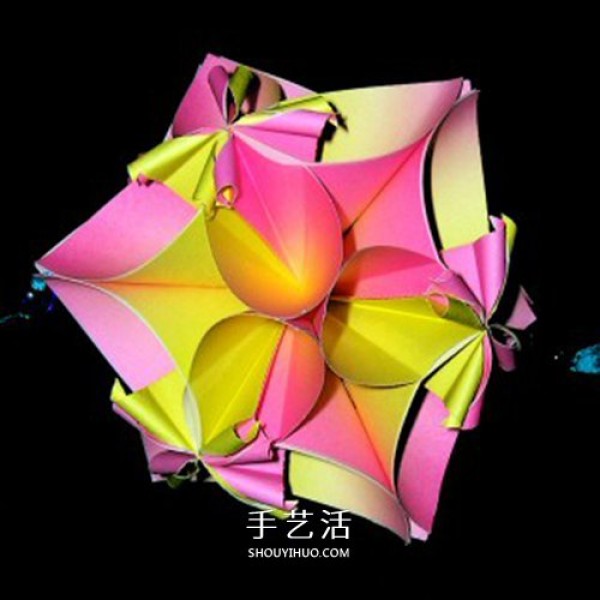 Illustration of the origami method of six four-petal flowers combined into beautiful flower balls