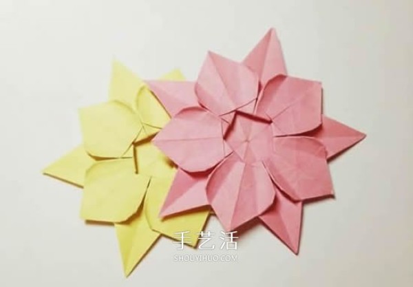 Christmas Origami Christmas Flower Illustration Steps for Folding a Flat Christmas Flower