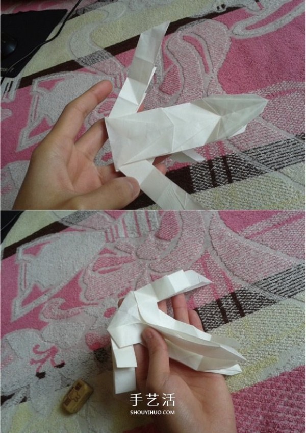 Victors folding method illustrates the steps of a complex origami passenger plane