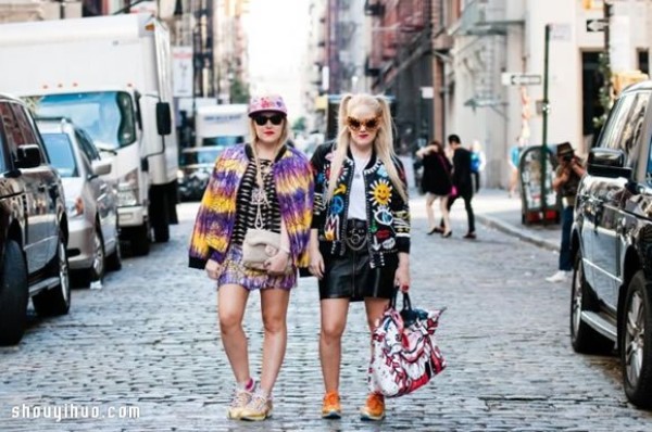 Twins in the fashion circle, the new forces in the hip-hop style mix and match outfits