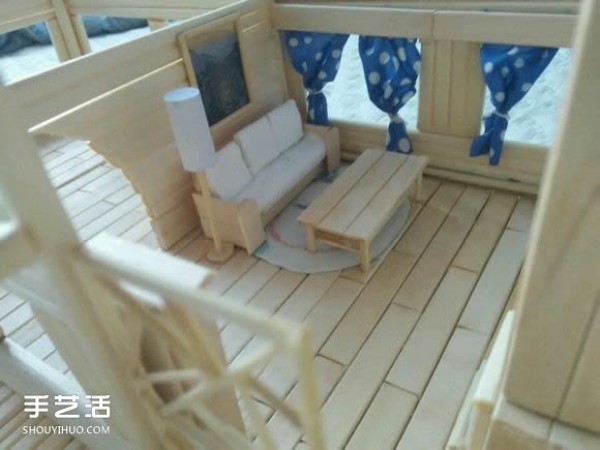 Disposable chopsticks are used to hand-make a life-like villa model, the steps are complete! 