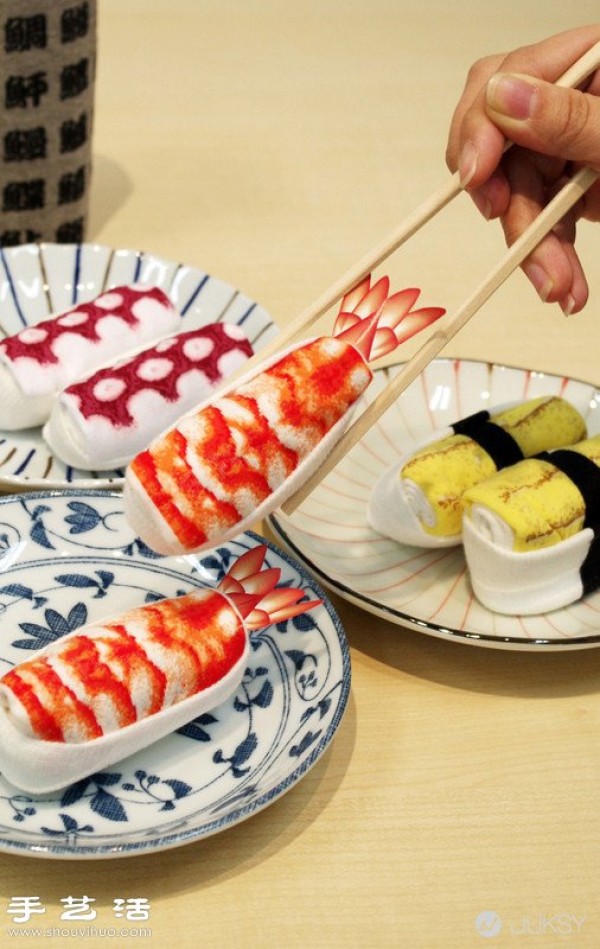 Creative sashimi sushi socks invented by Japanese people