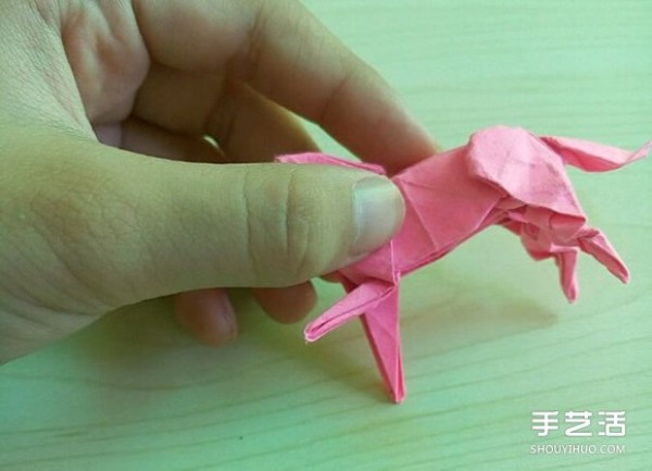 Hideo Komatsus Horse Origami Illustration, a Super Detailed Three-dimensional Horse Origami Tutorial