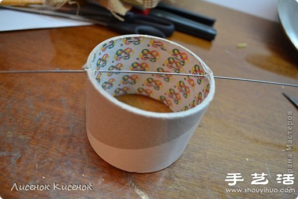 Transparent plastic buckets turn waste into treasures, handmade DIY dwarf dolls/dolls