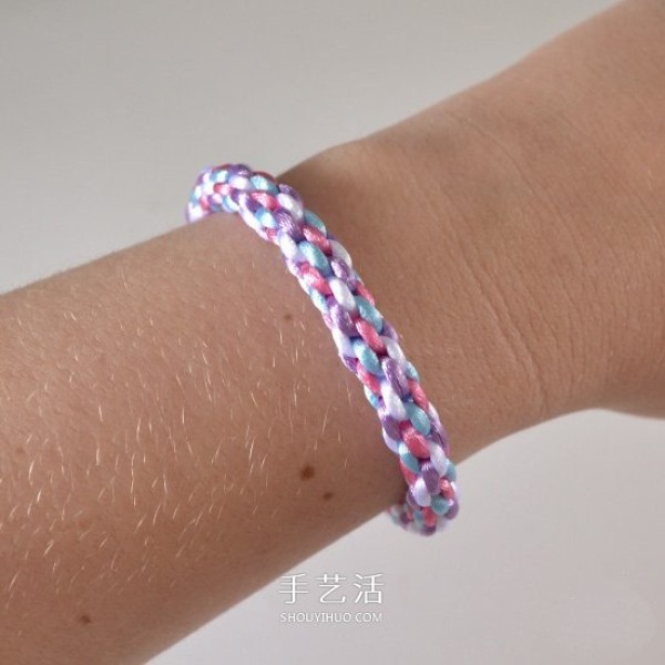 How to knit a colorful bracelet, diagram of four rope bracelets