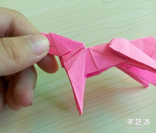 Hideo Komatsus Horse Origami Illustration, a Super Detailed Three-dimensional Horse Origami Tutorial