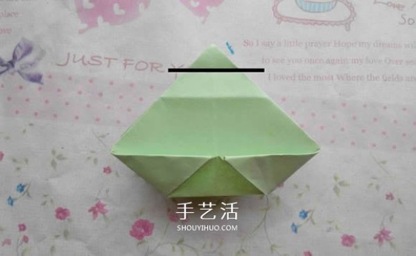 A tutorial on how to fold a diamond rose and a tutorial on how to fold a diamond rose