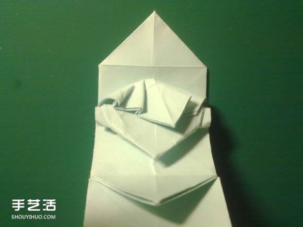 Detailed illustration of the folding process of Hatsune Miku origami