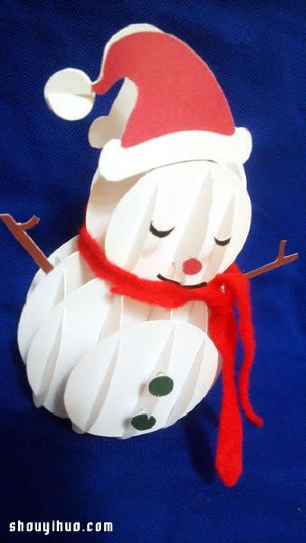 DIY Handmade Illustrated Tutorial on Three-dimensional Paper Carving Christmas Snowman