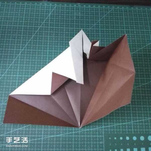 Handmade origami fish fish illustrates how to fold a complex tropical horsefish