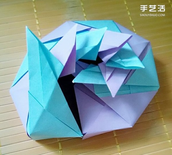 How to Origami a Chinese Valentines Day Gift Box, Illustrations of How to Fold an Octagonal Paper Box