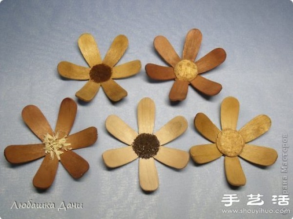 Ice cream sticks are turned into treasures to be made by hand to make beautiful handmade flowers