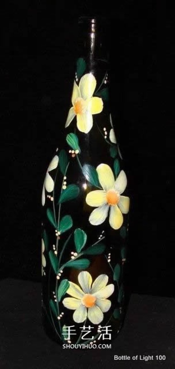 Creative handmade pictures of painted wine bottles, acrylic hand-painted glass bottles DIY