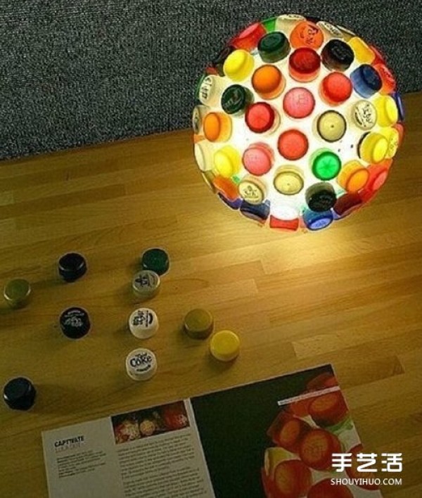 Simple and interesting handmade picture of using bottle cap waste