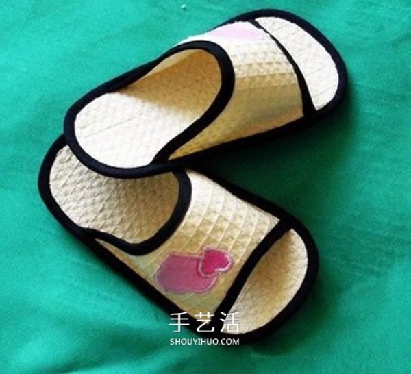 How to make your own sandals and a illustrated tutorial for DIY slippers in the summer