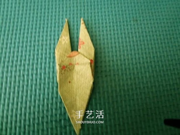 Tutorial on how to fold a Thousand Paper Crane, step-by-step tutorial on origami cranes