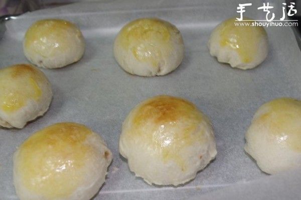 The recipe for fresh meat mooncakes is super detailed! 