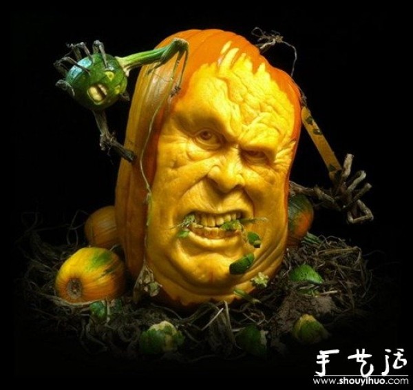 Creative DIY carved pumpkin works