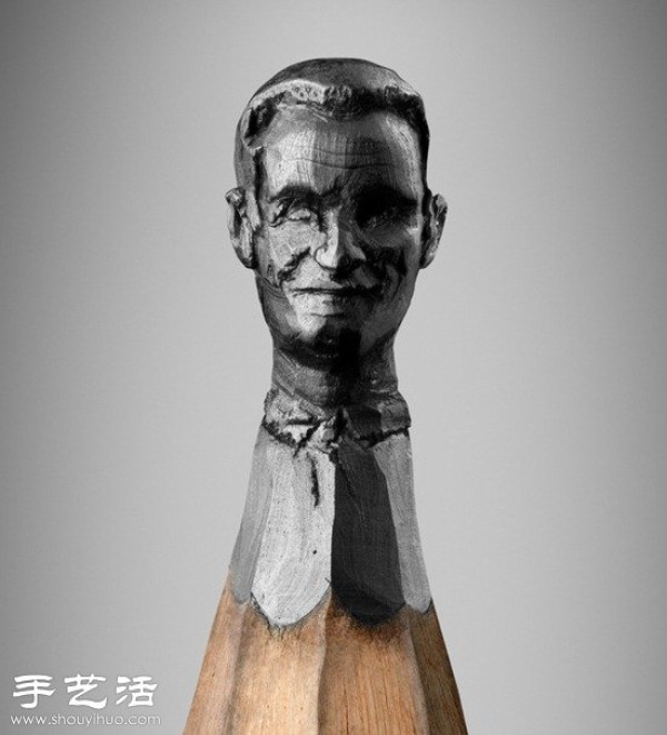 Pencil lead micro-carvings of heads of world leaders